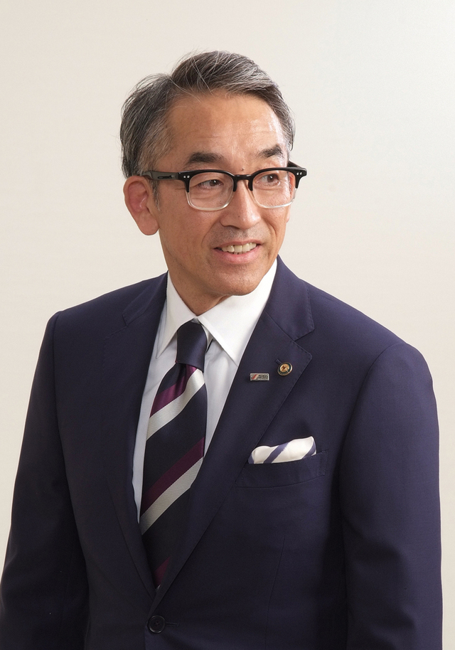 R&C株式会社 堀暁
